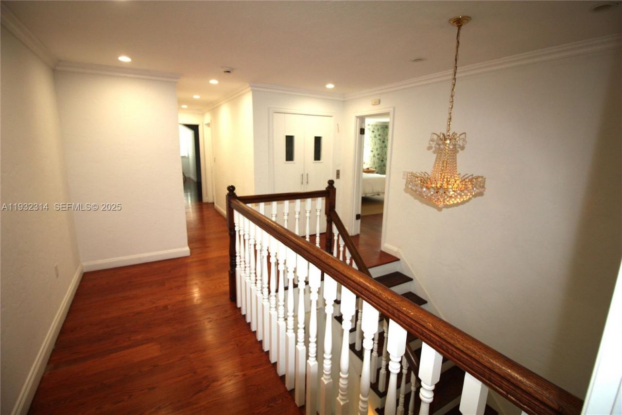 6750 Granada Blvd , Coral Gables, FL 33146 Photo