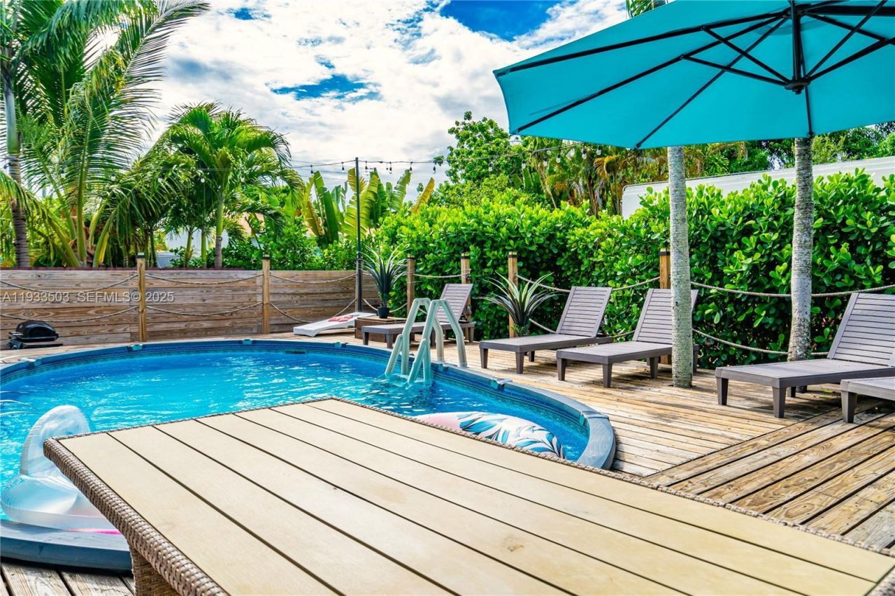 427 NE 107th St, Unit 1, Miami, FL 33161 Photo