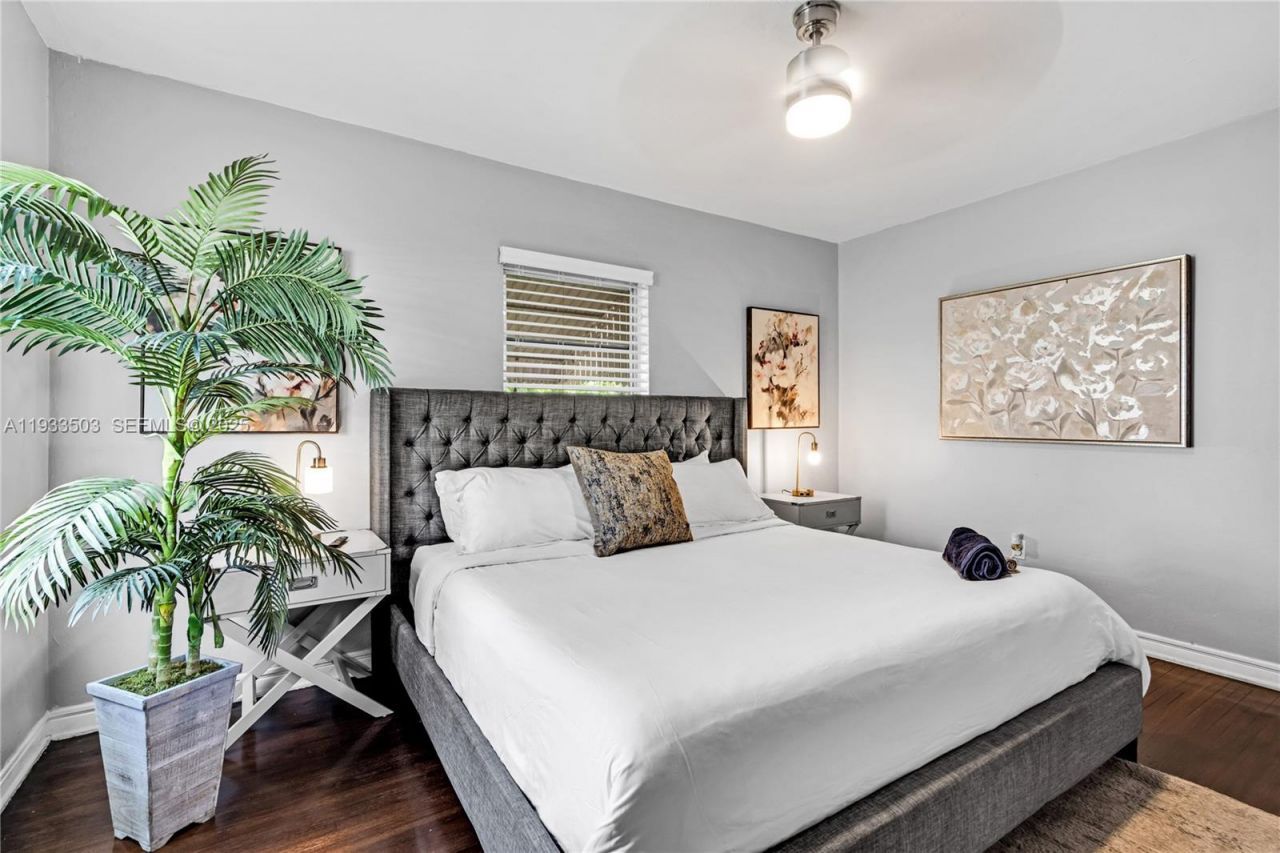 427 NE 107th St, Unit 1, Miami, FL 33161 Photo