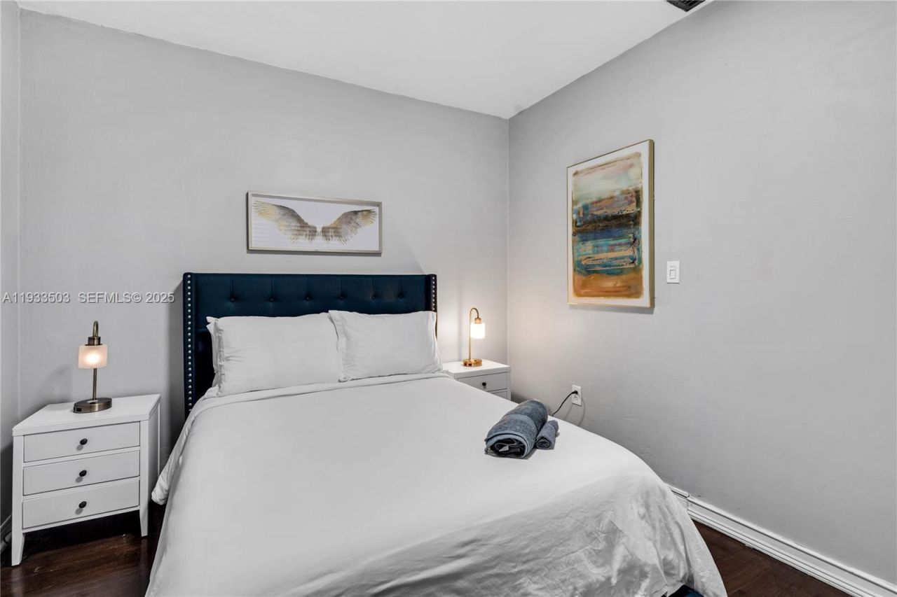 427 NE 107th St, Unit 1, Miami, FL 33161 Photo