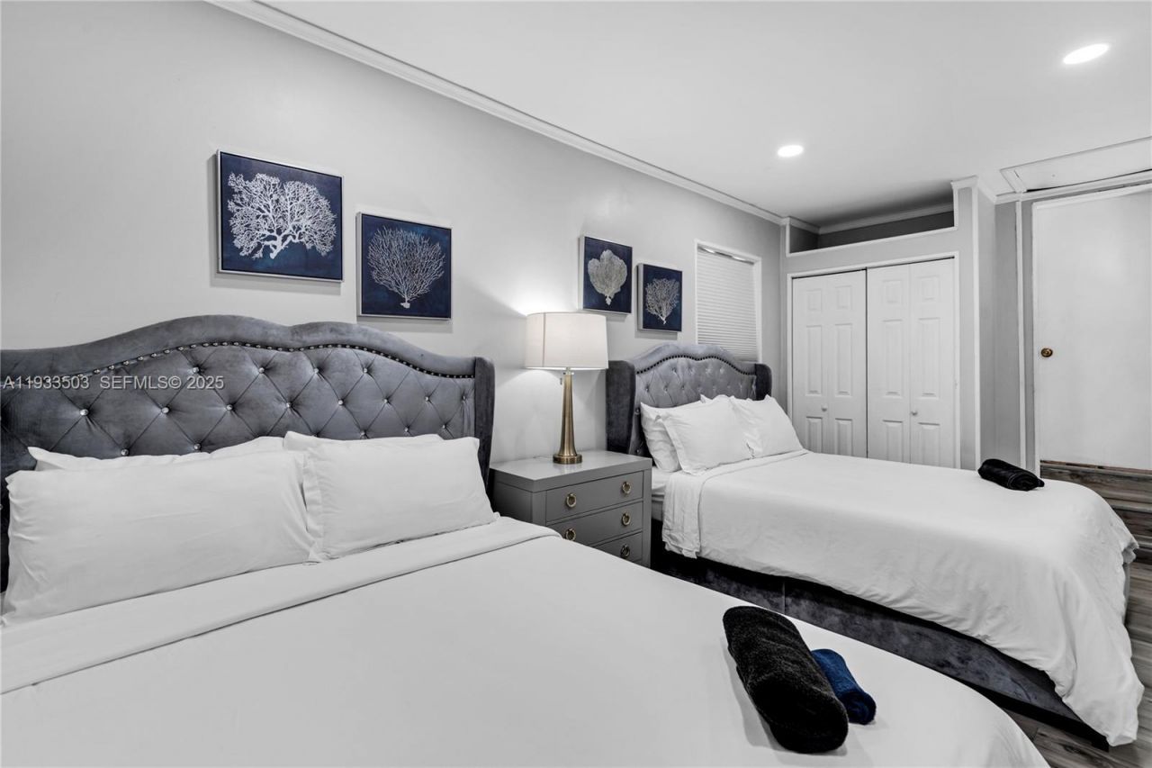 427 NE 107th St, Unit 1, Miami, FL 33161 Photo