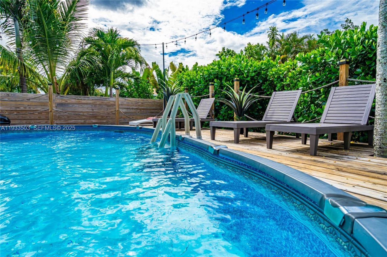 427 NE 107th St, Unit 1, Miami, FL 33161 Photo