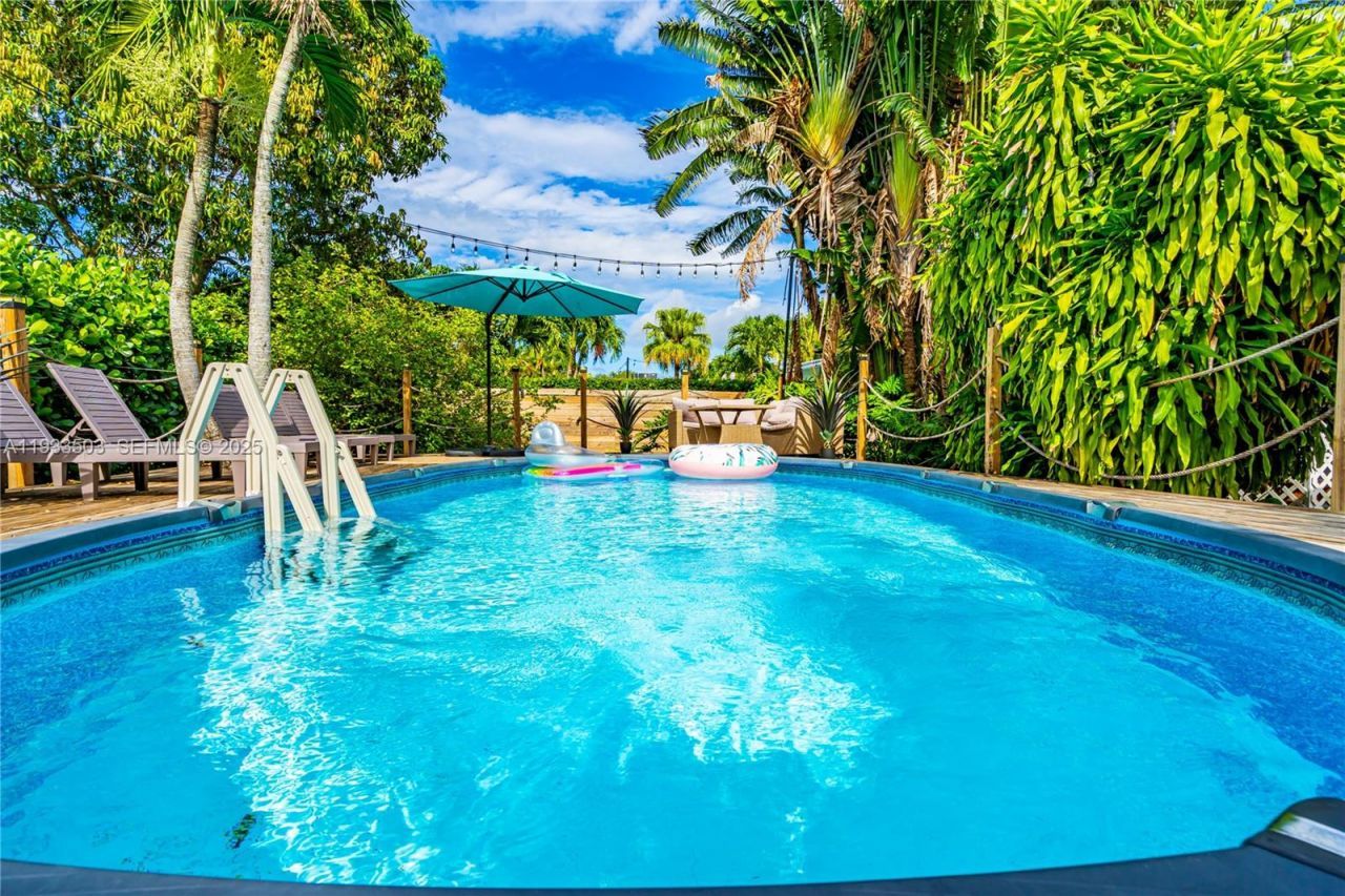 427 NE 107th St, Unit 1, Miami, FL 33161 Photo