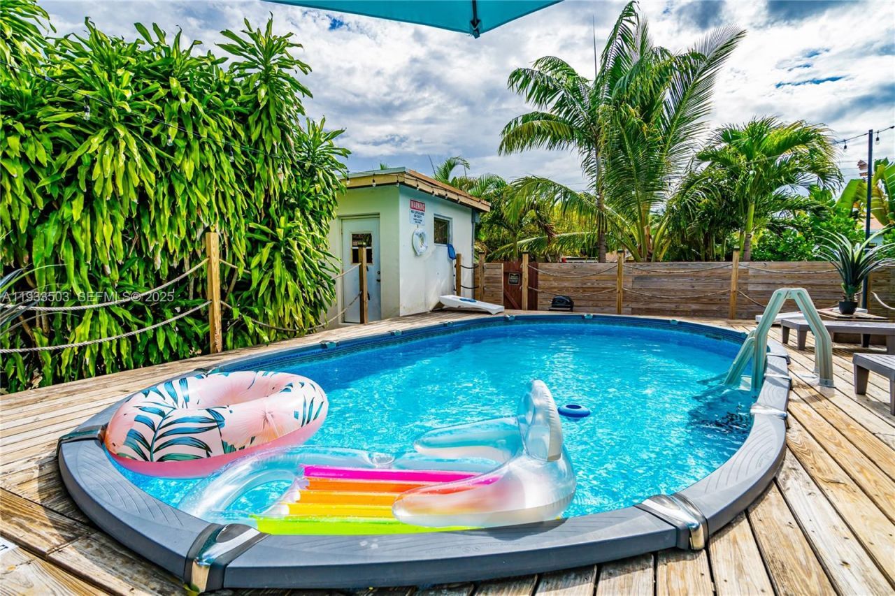 427 NE 107th St, Unit 1, Miami, FL 33161 Photo