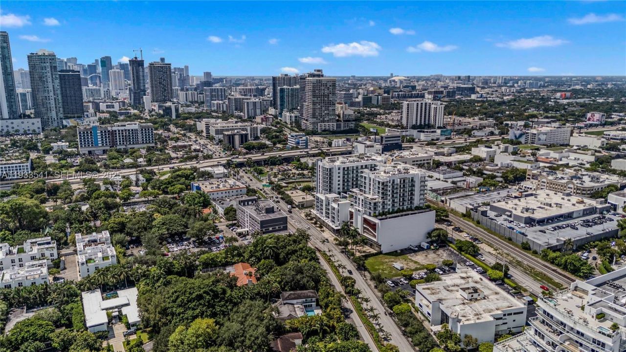 3900 Biscayne Blvd, Unit S-904, Miami, FL 33137 Photo