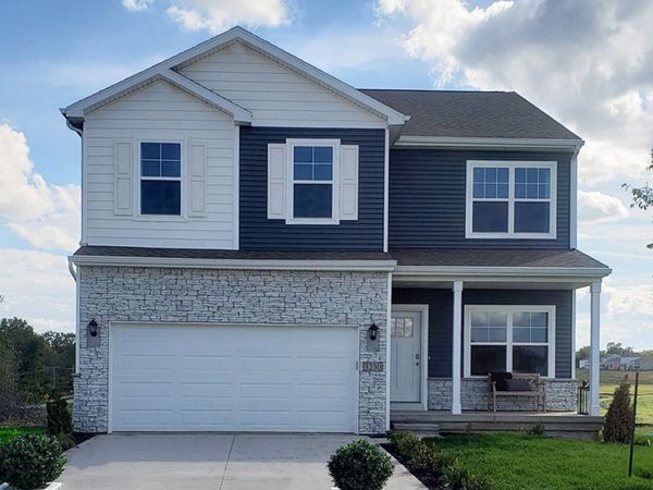 2750 Cecelia Drive, Hiawatha, IA 52233