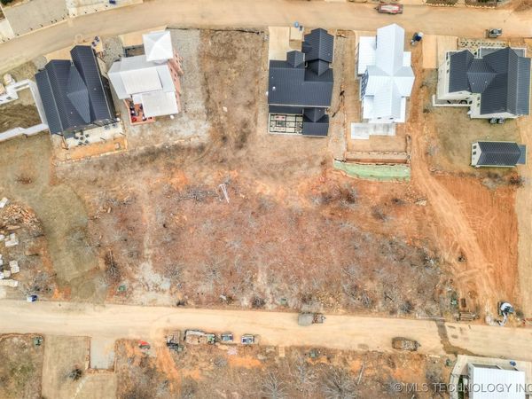 118 Sandstone Drive , Carlton Landing, OK 74432