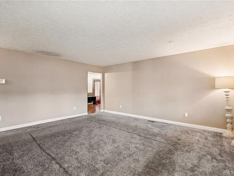 1321 Massachusetts Drive, Xenia, OH 45385 Photo 3