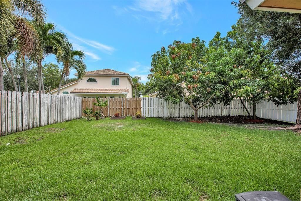 2355 NW 138th Drive, Sunrise, FL 33323 Photo