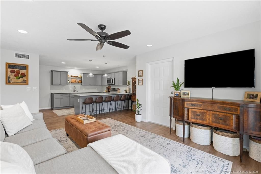 2114 SW Silver Pine Way, Unit 121A2, Palm City, FL 34990 Photo