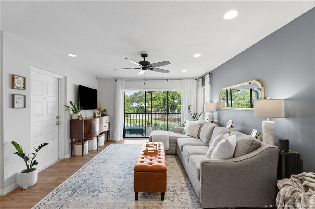 2114 SW Silver Pine Way, Unit 121A2, Palm City, FL 34990 Photo