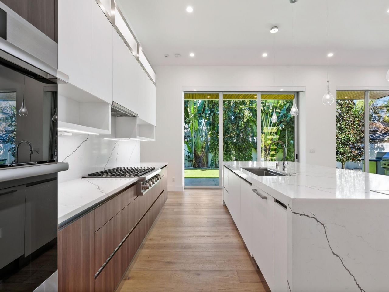 2624 Mulberry Terrace, Sarasota, FL 34239 Photo