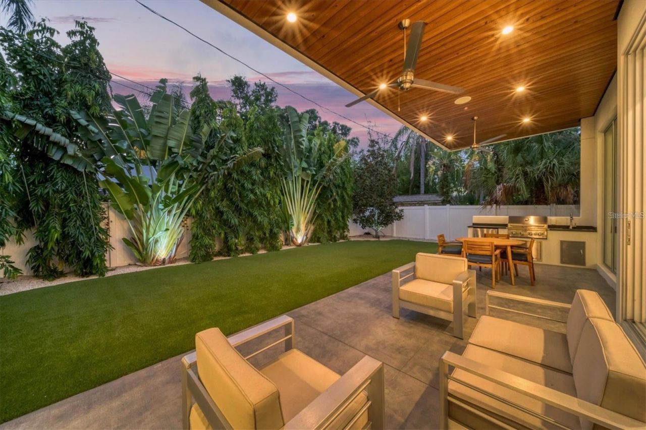 2624 Mulberry Terrace, Sarasota, FL 34239 Photo