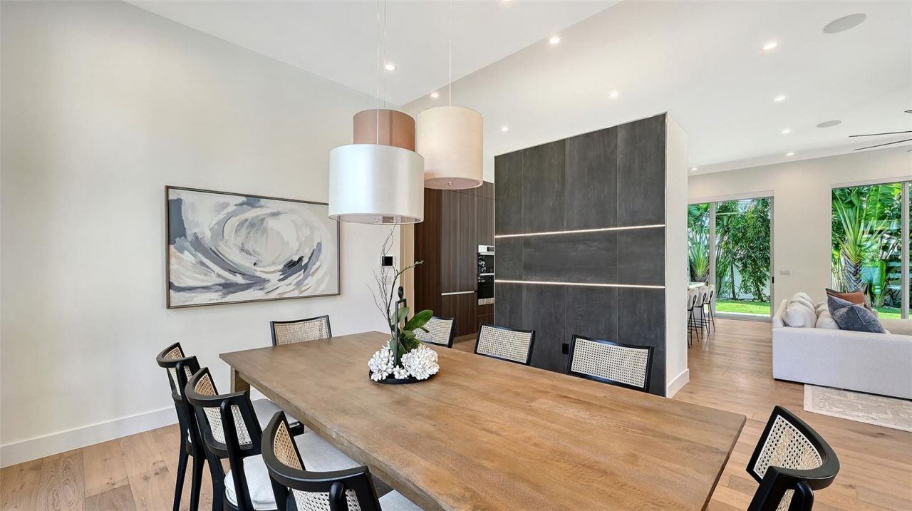 2624 Mulberry Terrace, Sarasota, FL 34239 Photo