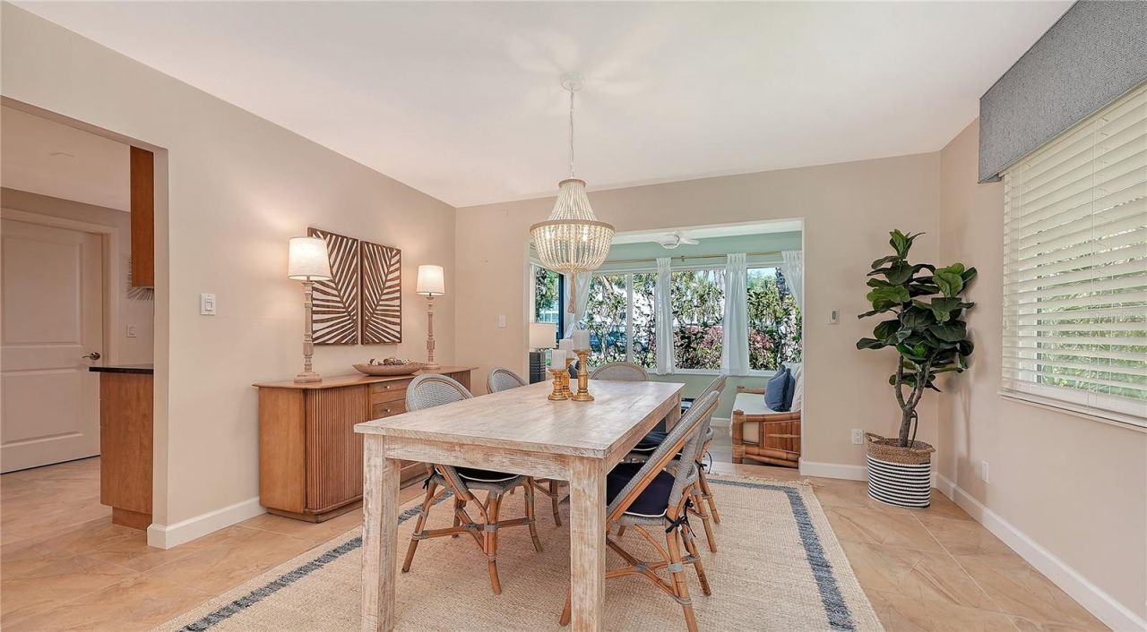 576 Sutton Place, Longboat Key, FL 34228 Photo