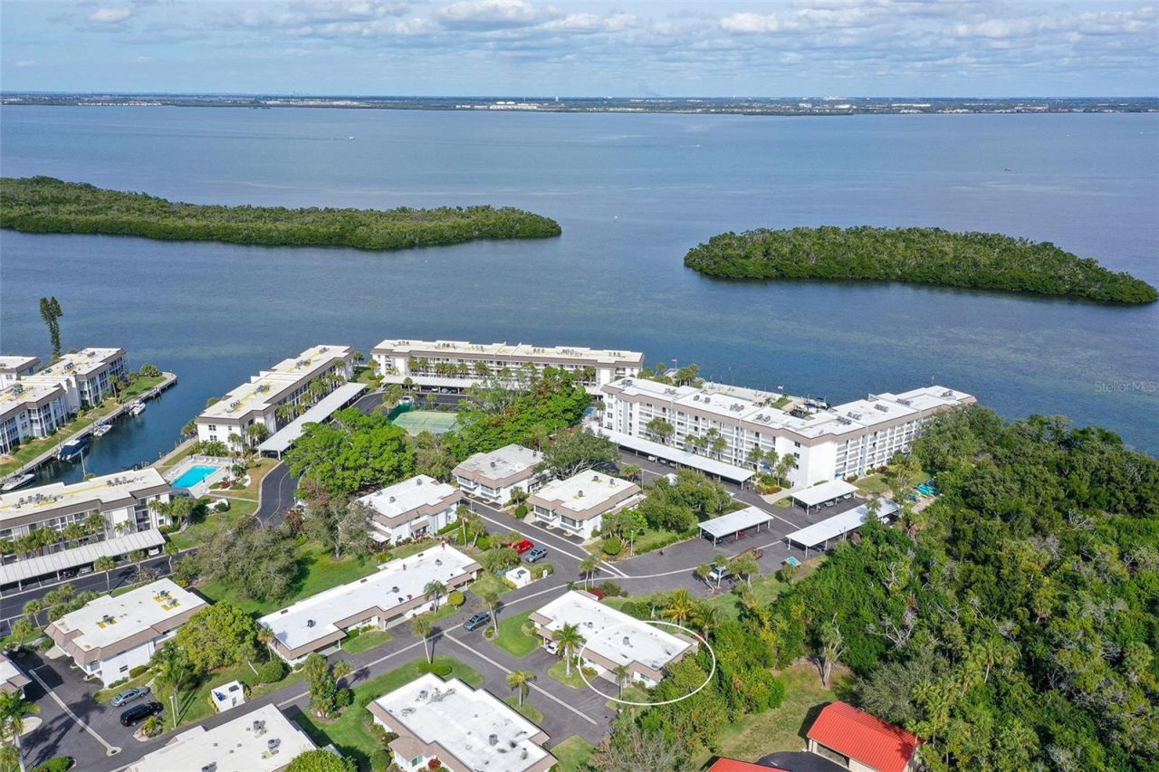 576 Sutton Place, Longboat Key, FL 34228 Photo