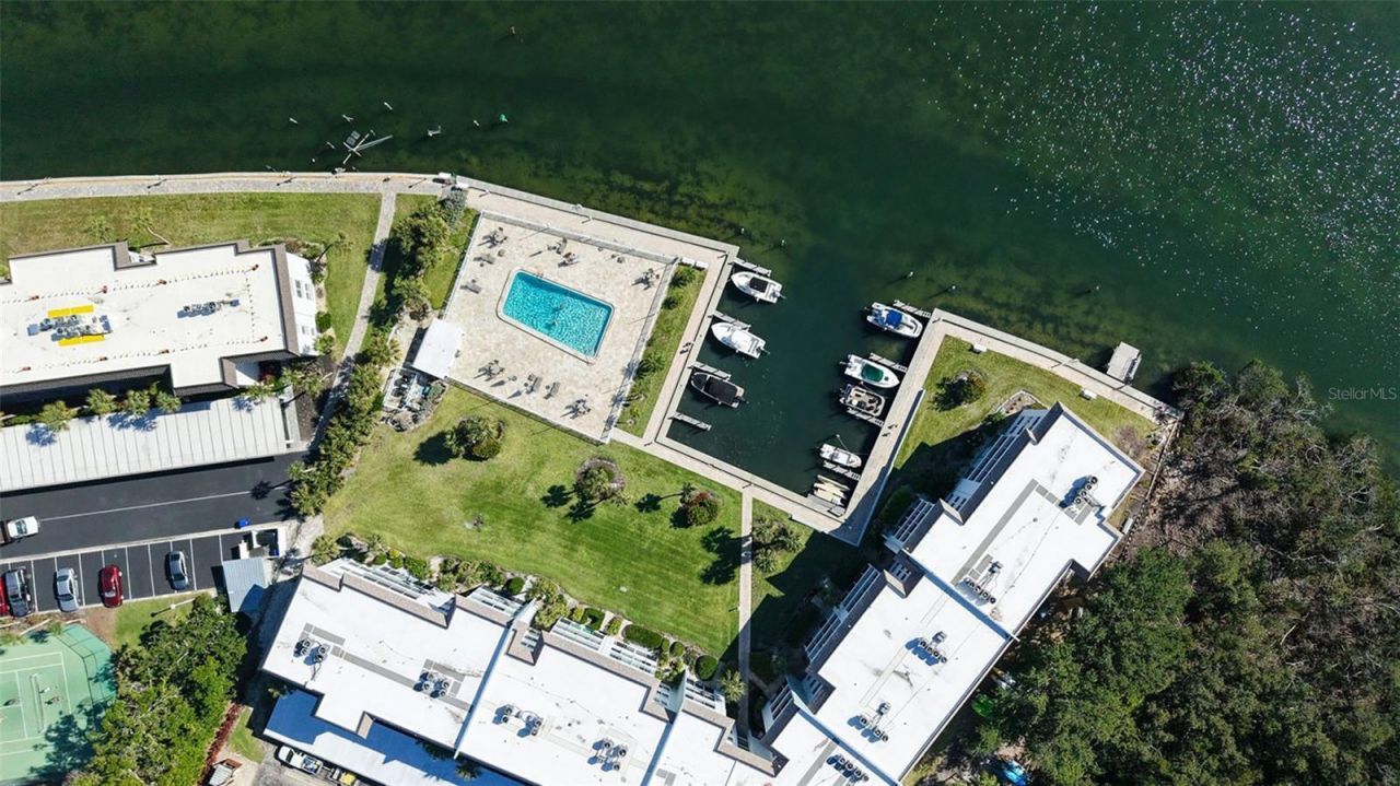 576 Sutton Place, Longboat Key, FL 34228 Photo