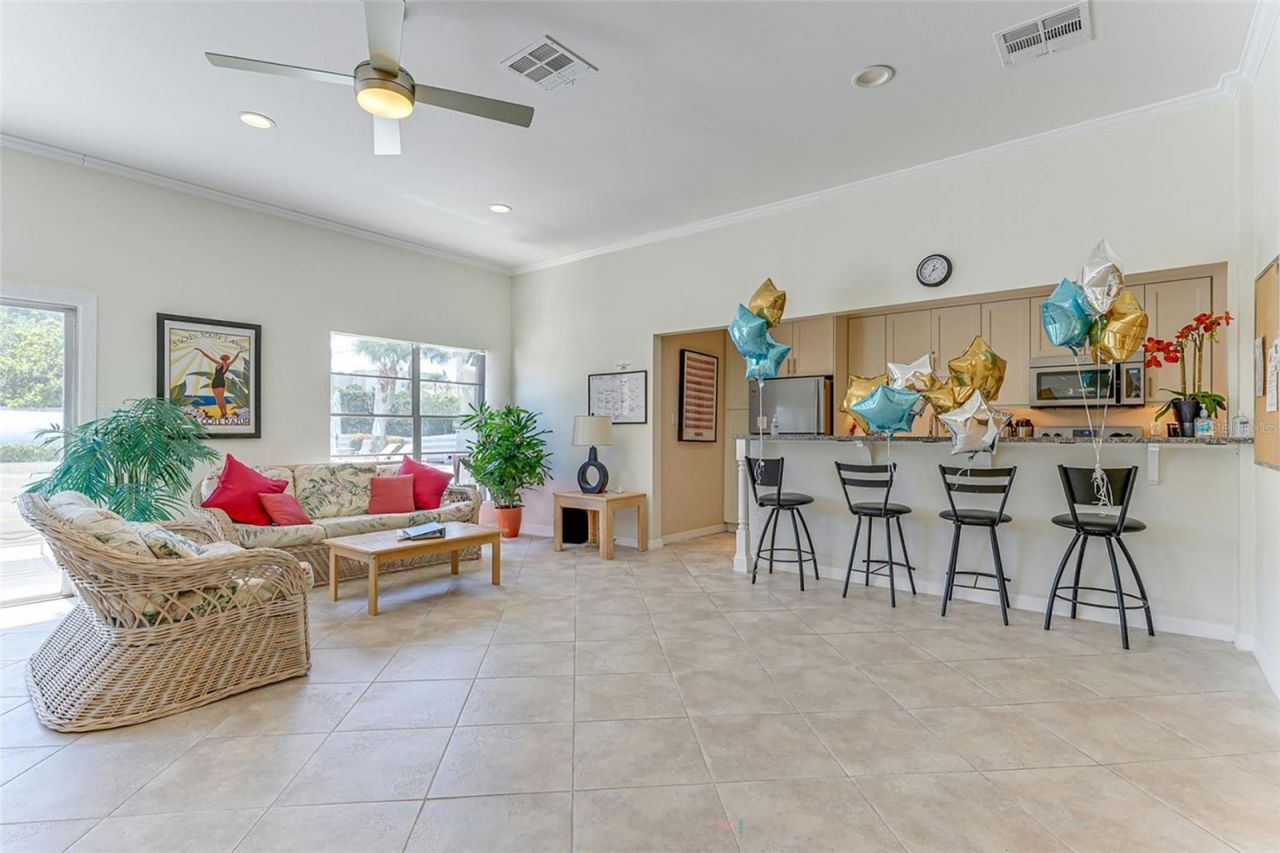 576 Sutton Place, Longboat Key, FL 34228 Photo
