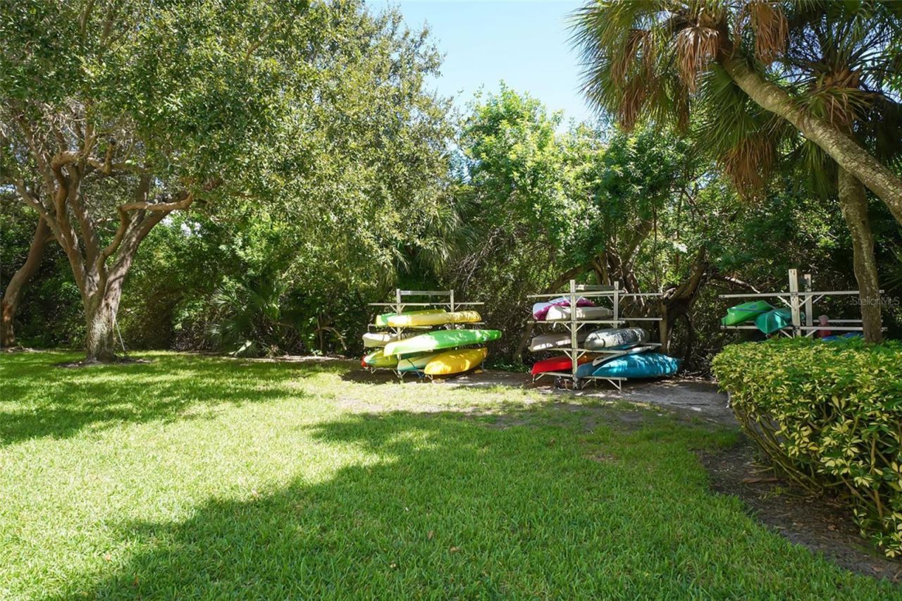 576 Sutton Place, Longboat Key, FL 34228 Photo