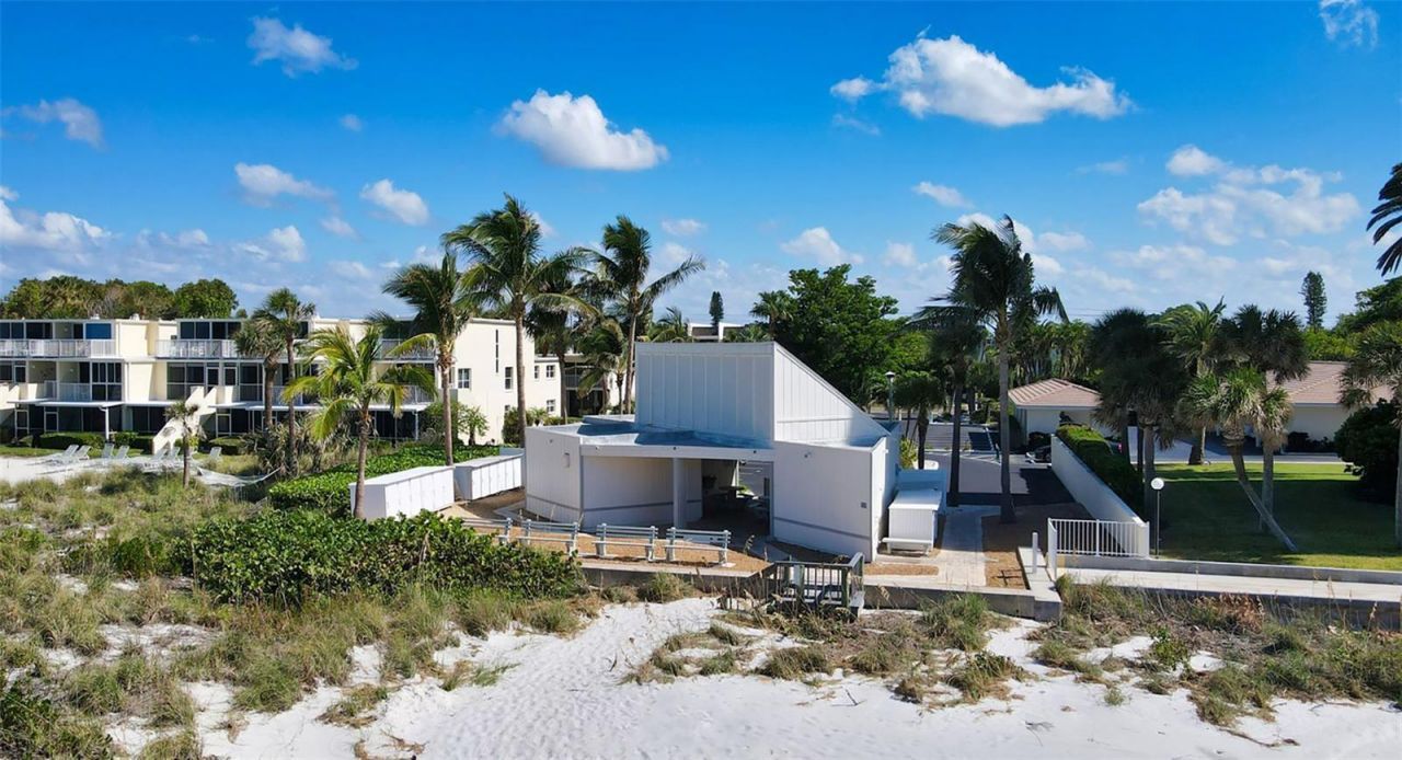 576 Sutton Place, Longboat Key, FL 34228 Photo