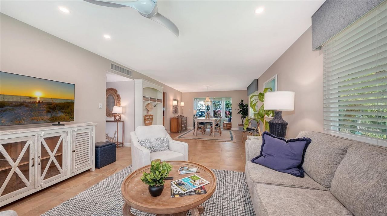 576 Sutton Place, Longboat Key, FL 34228 Photo