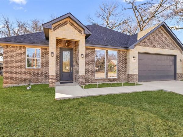 5940 Wall Avenue, Haltom City, TX 76117