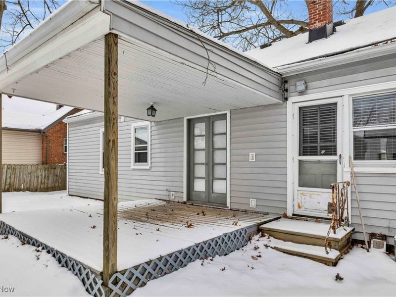 595 Oakmoor Road, Bay Village, OH 44140 Photo 4