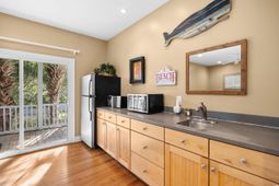 69 Belvedere Ln. photo 4