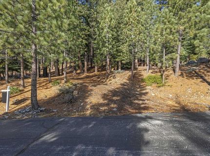 202 Hidden Lake Loop, Olympic Valley, CA 96146 Photo