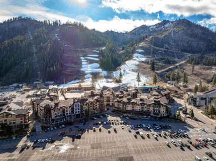 202 Hidden Lake Loop, Olympic Valley, CA 96146 Photo