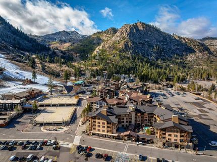 202 Hidden Lake Loop, Olympic Valley, CA 96146 Photo