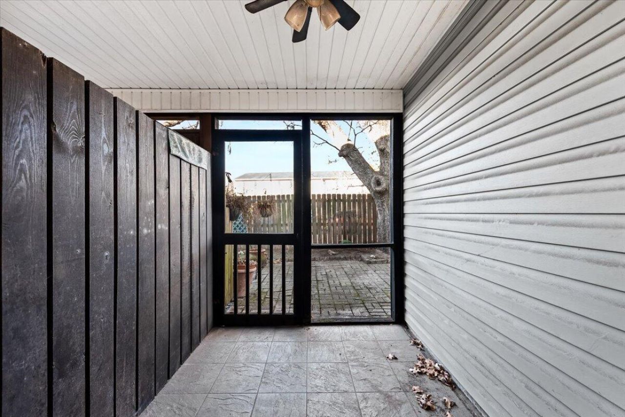 1545 Ashley River Road Photo 24