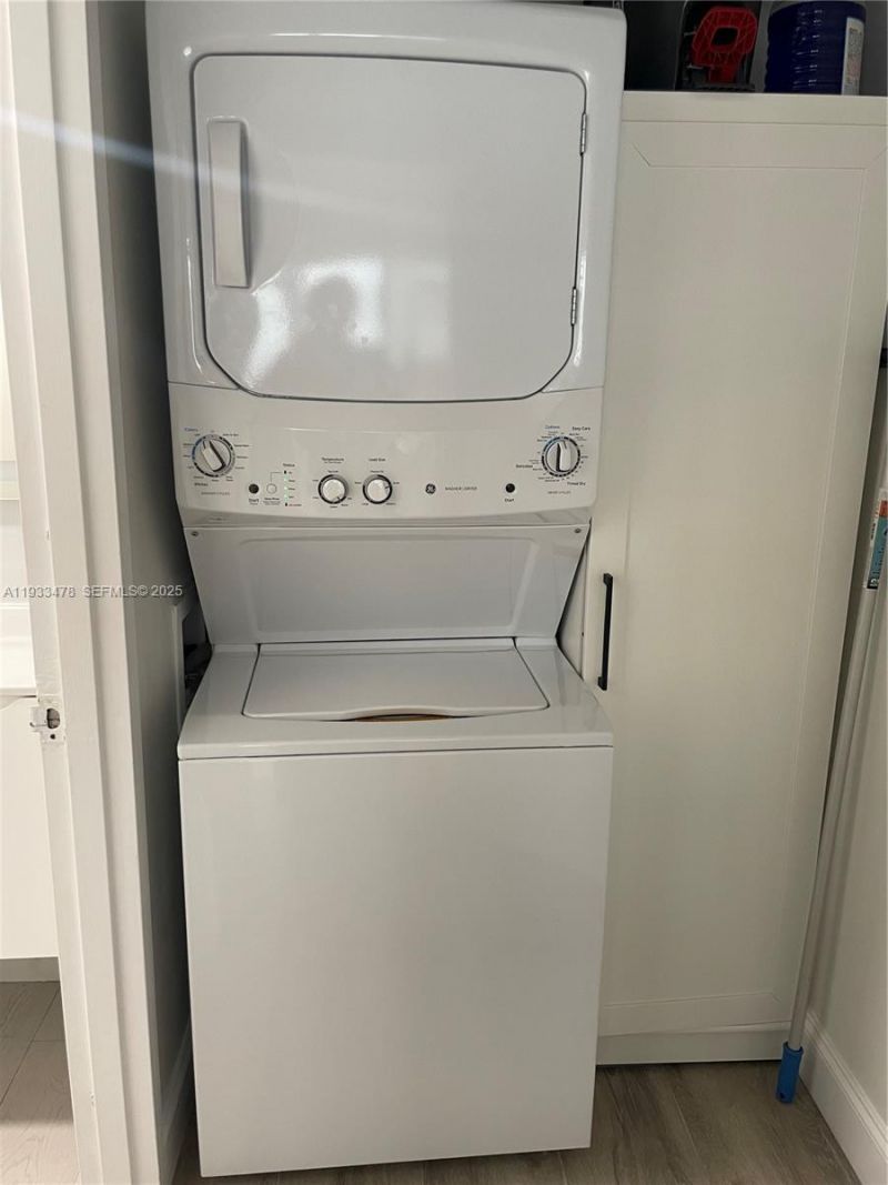 2030 S Ocean Dr , Unit 805, Hallandale Beach, FL 33009 Photo