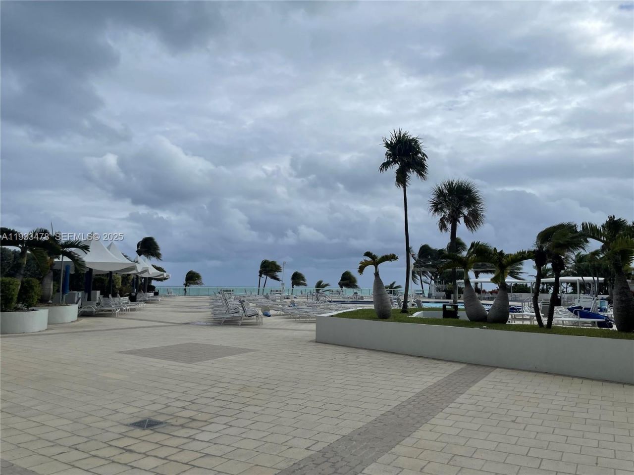 2030 S Ocean Dr , Unit 805, Hallandale Beach, FL 33009 Photo