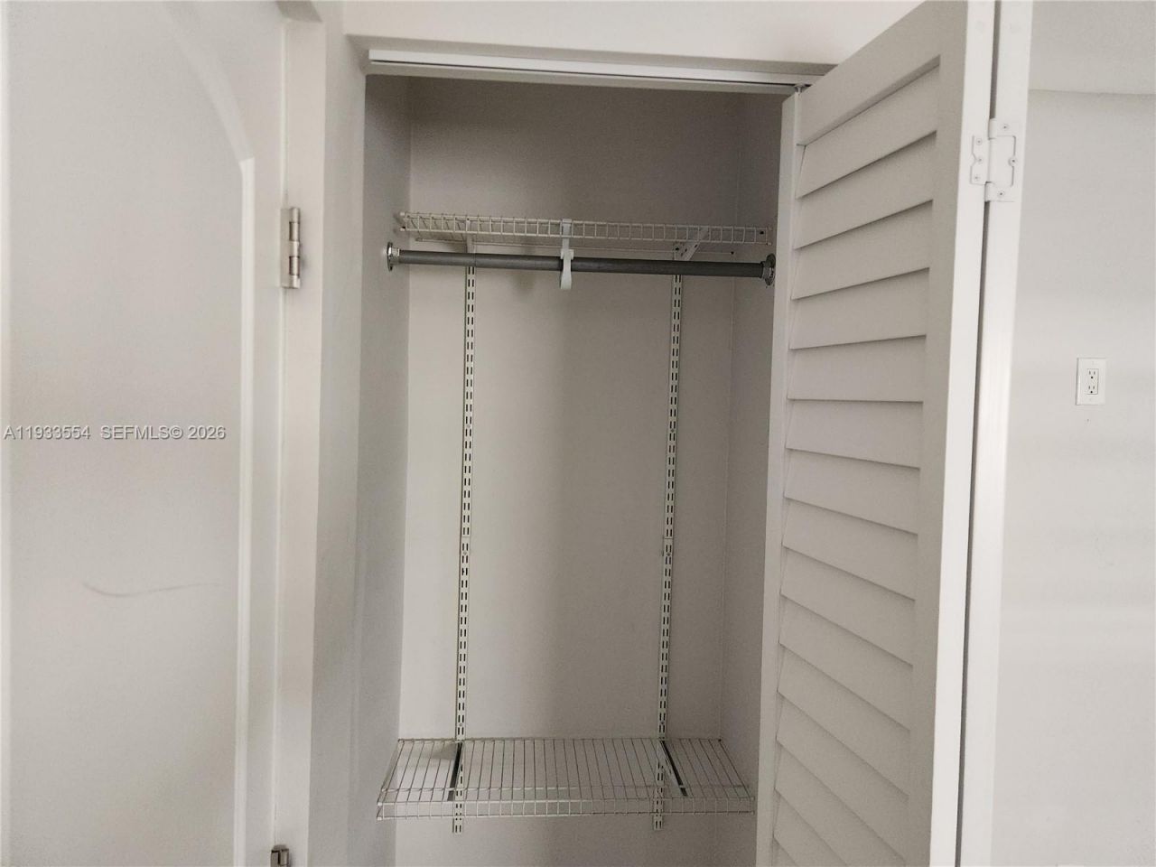 342 E 46th St, Unit 2, Hialeah, FL 33013 Photo