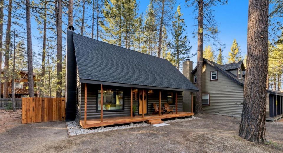 2139 Lukins Way, South Lake Tahoe, CA 96150 Photo