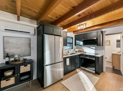 2139 Lukins Way, South Lake Tahoe, CA 96150 Photo