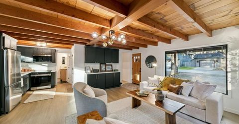 2139 Lukins Way, South Lake Tahoe, CA 96150 Photo