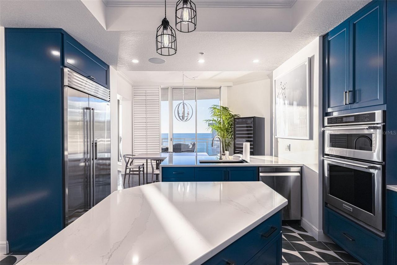 1300 Benjamin Franklin Drive, Unit 1005, Sarasota, FL 34236 Photo