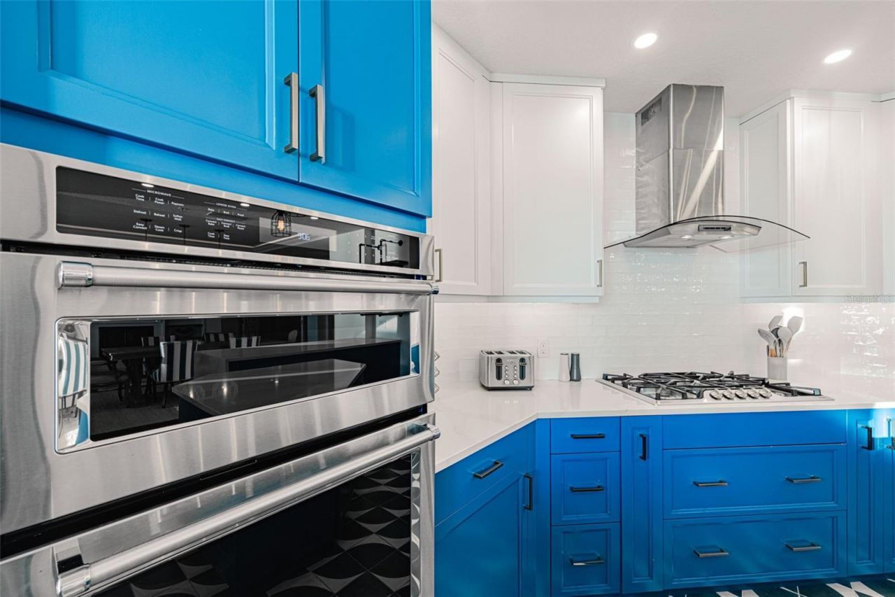 1300 Benjamin Franklin Drive, Unit 1005, Sarasota, FL 34236 Photo