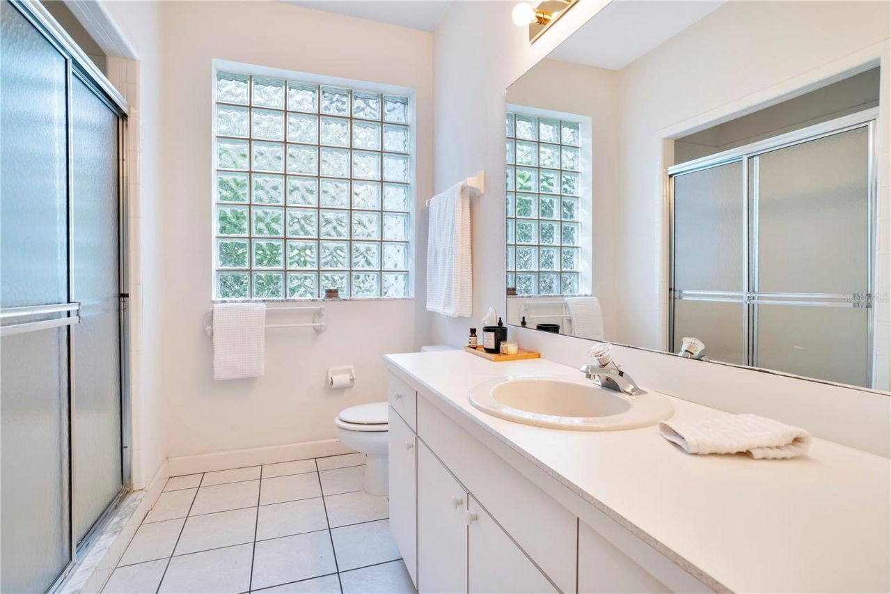 8400 Vintage Drive, Orlando, FL 32835 Photo