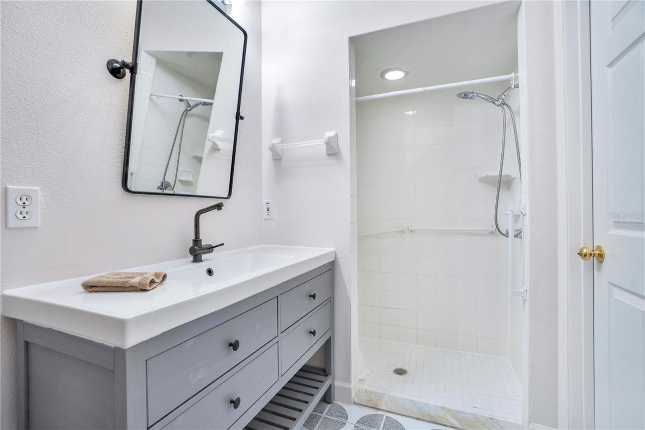 8400 Vintage Drive, Orlando, FL 32835 Photo