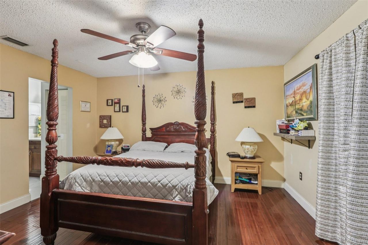 5575 58th Street N, Kenneth City, FL 33709 Photo