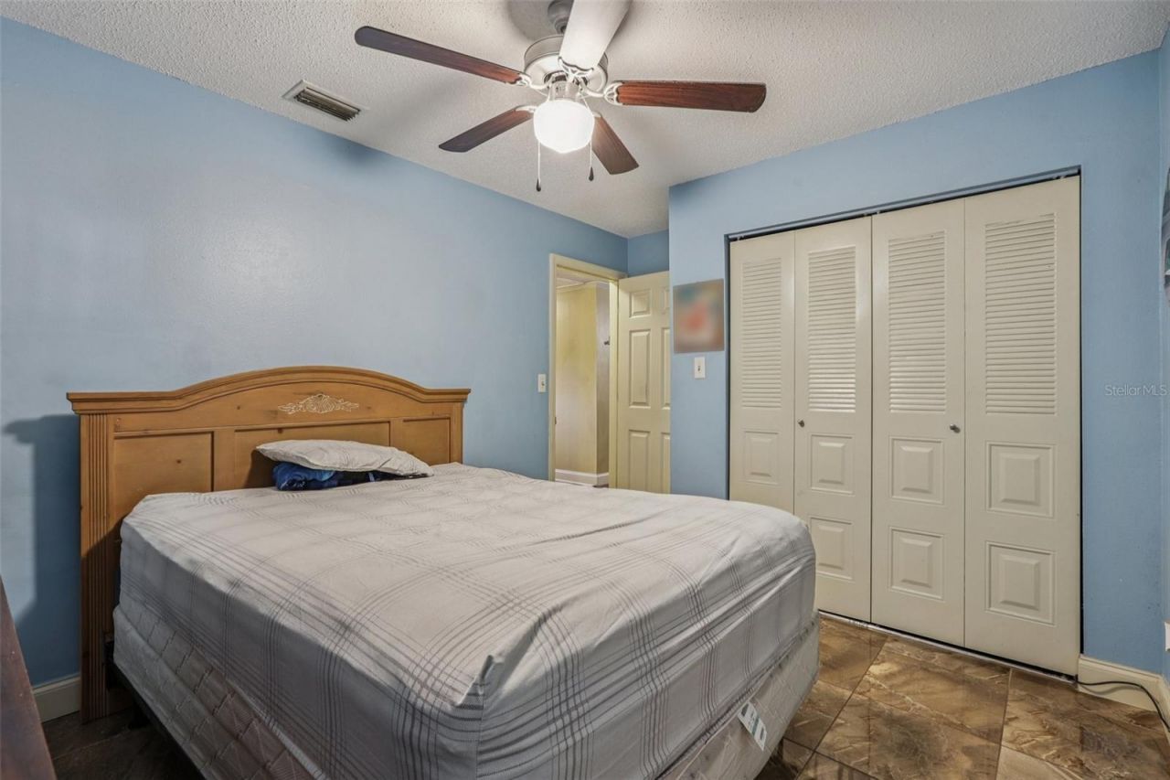 5575 58th Street N, Kenneth City, FL 33709 Photo