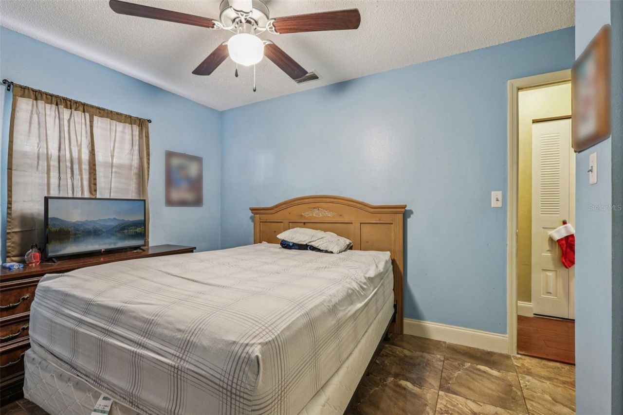 5575 58th Street N, Kenneth City, FL 33709 Photo