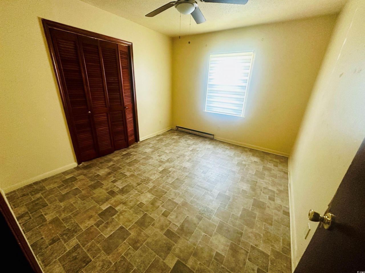 704 W Alder St. Photo 6