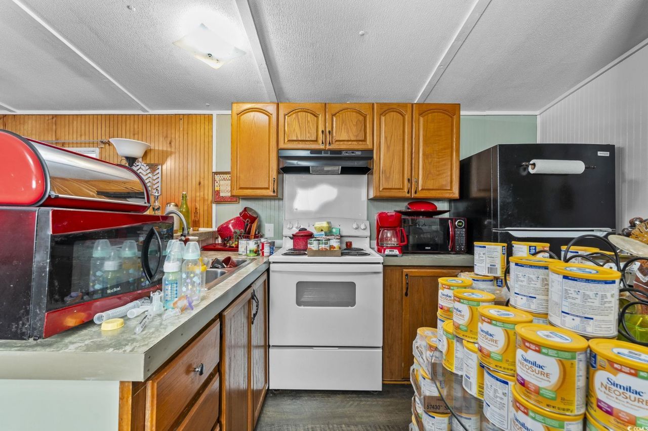 3796 Old Reaves Ferry Rd. Photo 23