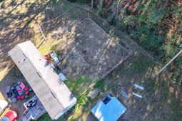 3796 Old Reaves Ferry Rd. photo 4