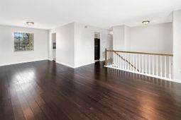 316 Oakbrook Village Road photo 4