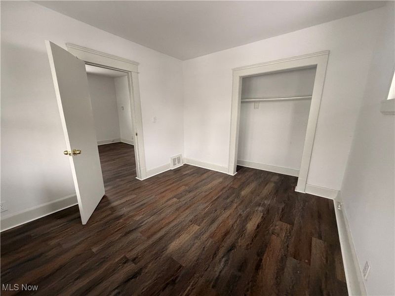 9521 Mount Auburn Avenue, Cleveland, OH 44104 Photo 11